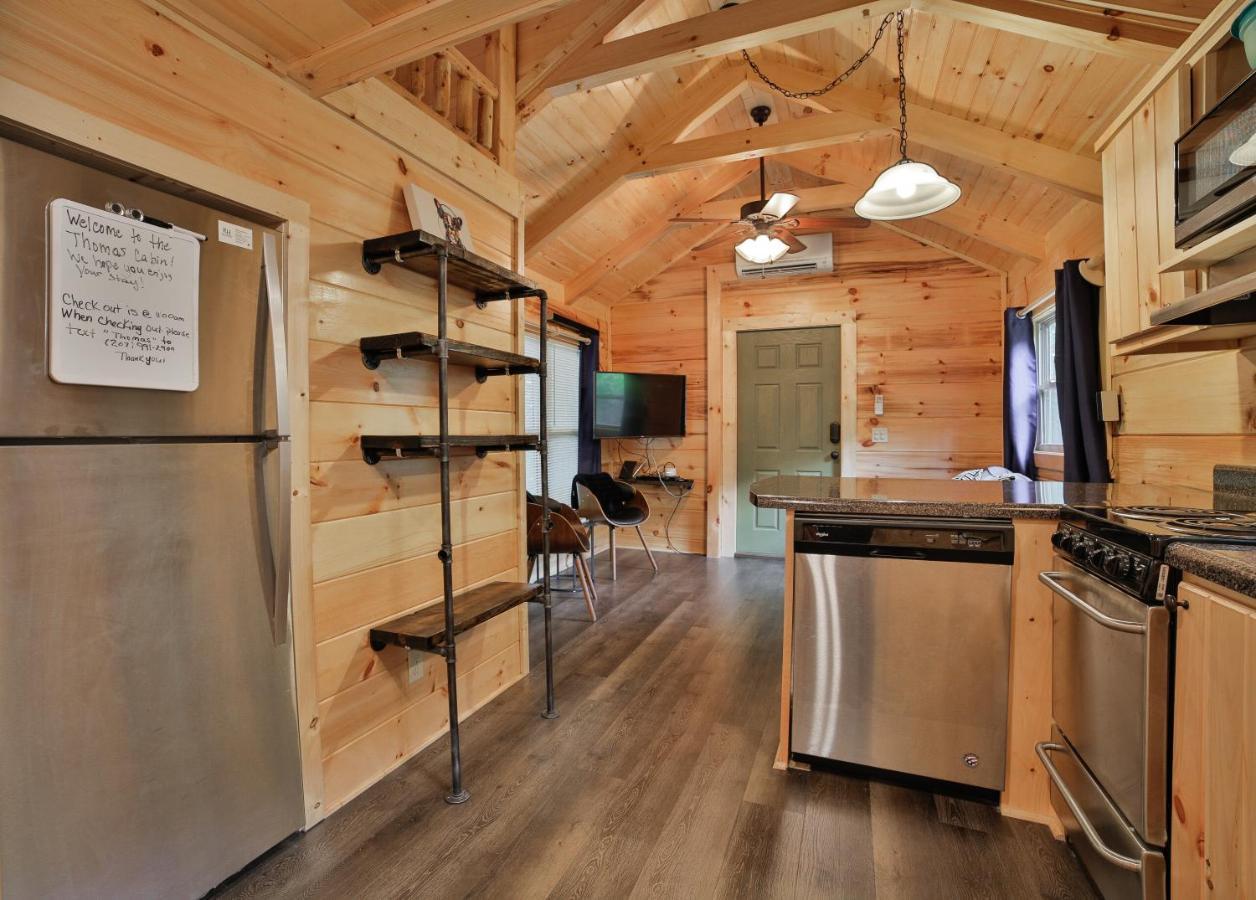 Thomas Cabin Forest Tiny Cabin With Hot Tub Chattanooga Exterior foto